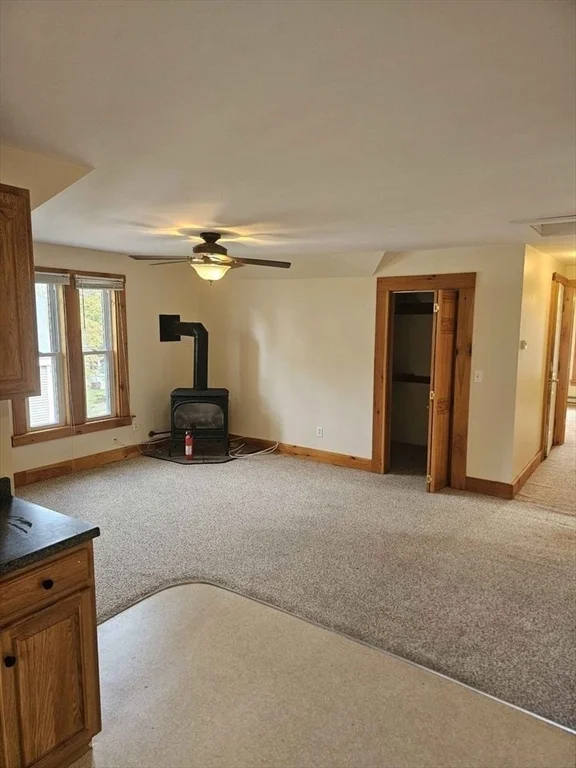 2 bed, 1 bath apartment for rent at 20 Forest St Unit 3, Middleboro — photo 8 of 12
