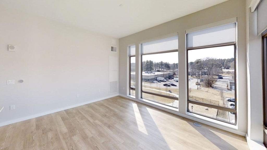 2 bed, 2 bath apartment for rent at 20 Fourth Ave Unit 309, Burlington — photo 2 of 30