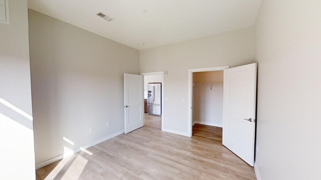 2 bed, 2 bath apartment for rent at 20 Fourth Ave Unit 309, Burlington — photo 8 of 30
