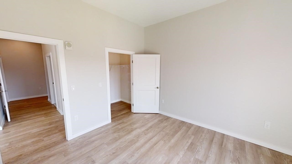 2 bed, 2 bath apartment for rent at 20 Fourth Ave Unit 309, Burlington — photo 7 of 30
