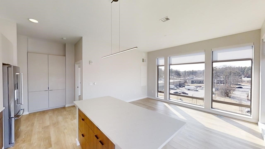 2 bed, 2 bath apartment for rent at 20 Fourth Ave Unit 309, Burlington — photo 3 of 30