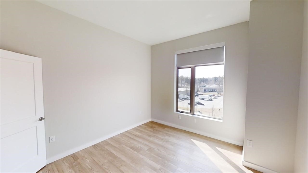 2 bed, 2 bath apartment for rent at 20 Fourth Ave Unit 309, Burlington — photo 6 of 30