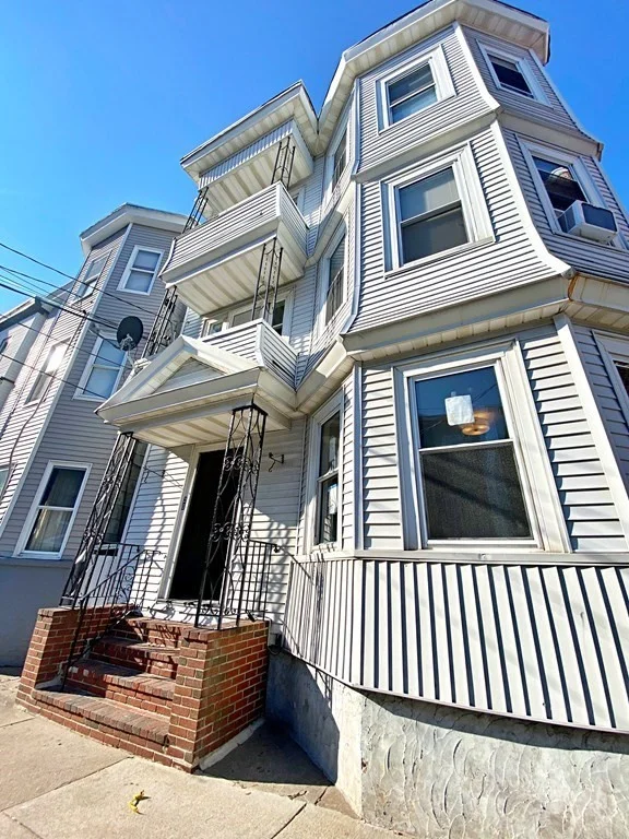 3 bed, 1 bath apartment for rent at 20 Frankfort St Unit 1, East Boston — photo 27 of 27