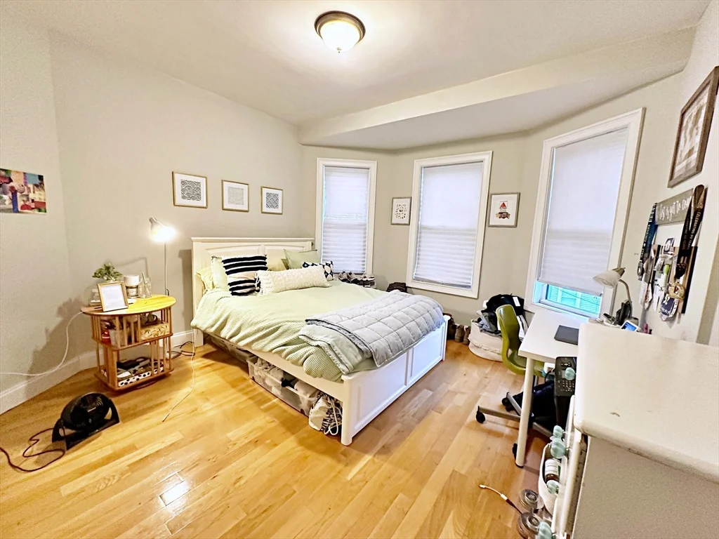 3 bed, 2 bath apartment for rent at 20 Frankfort St Unit 3, East Boston — photo 11 of 18