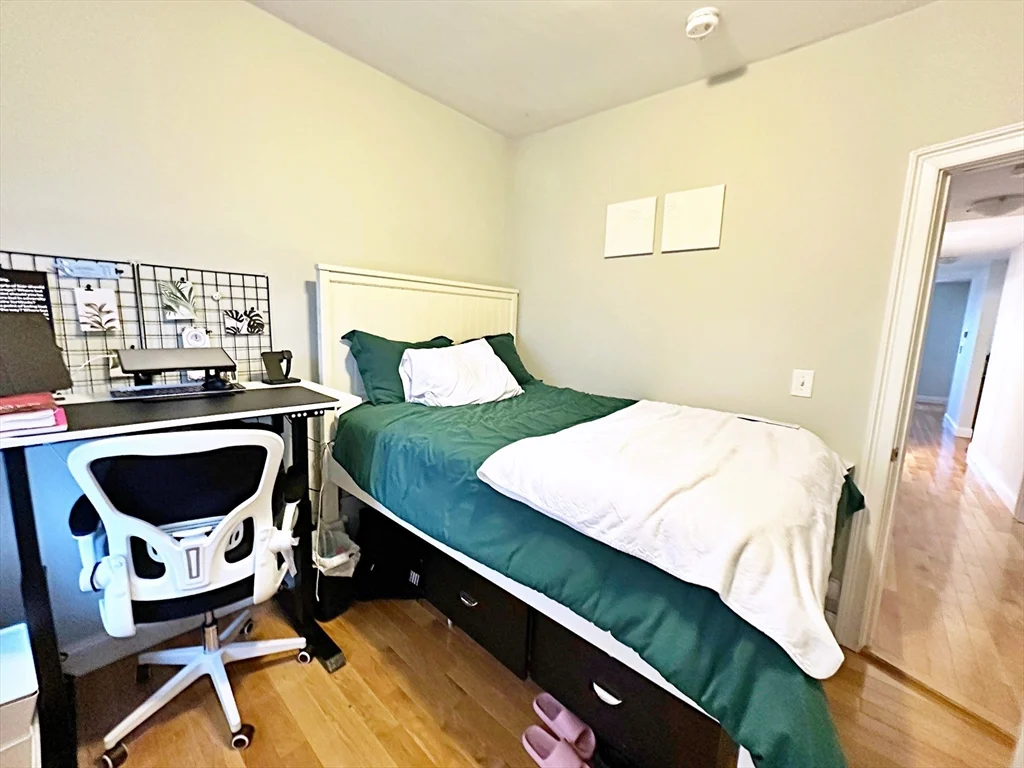3 bed, 2 bath apartment for rent at 20 Frankfort St Unit 3, East Boston — photo 16 of 18