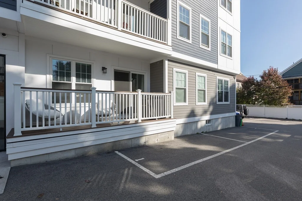 3 bed, 2 bath apartment for rent at 20 Fuller St Unit 2, Dorchester — photo 20 of 21