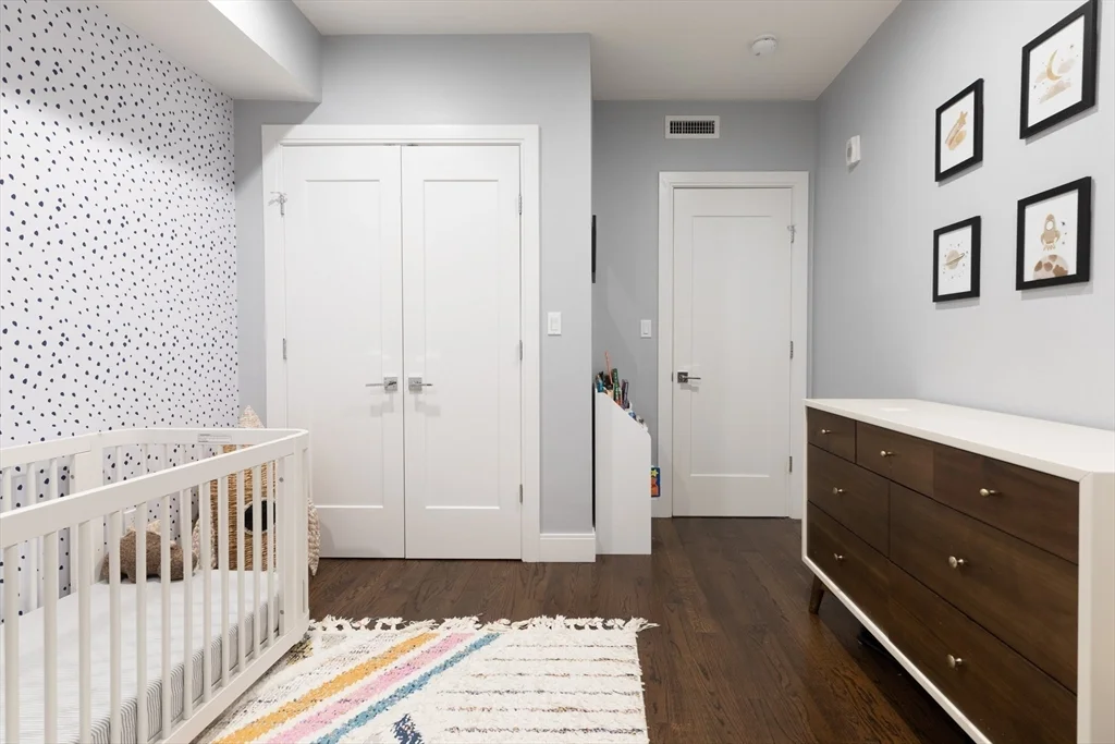 3 bed, 2 bath apartment for rent at 20 Fuller St Unit 2, Dorchester — photo 14 of 21