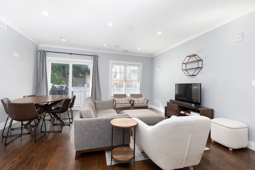 3 bed, 2 bath apartment for rent at 20 Fuller St Unit 2, Dorchester — photo 1 of 21
