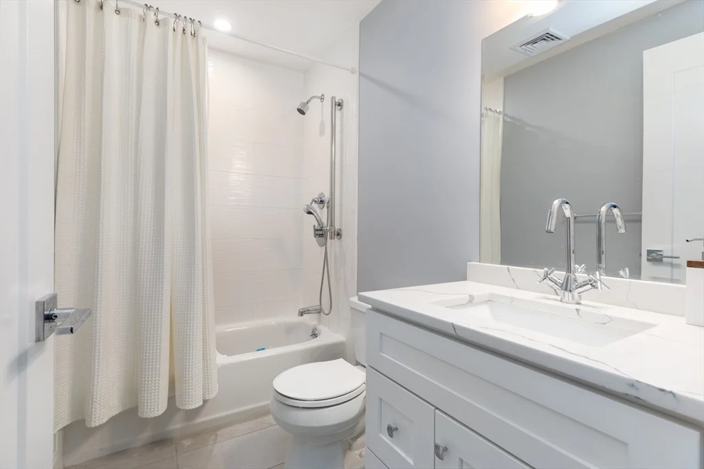 3 bed, 2 bath apartment for rent at 20 Fuller St Unit 2, Dorchester — photo 16 of 21