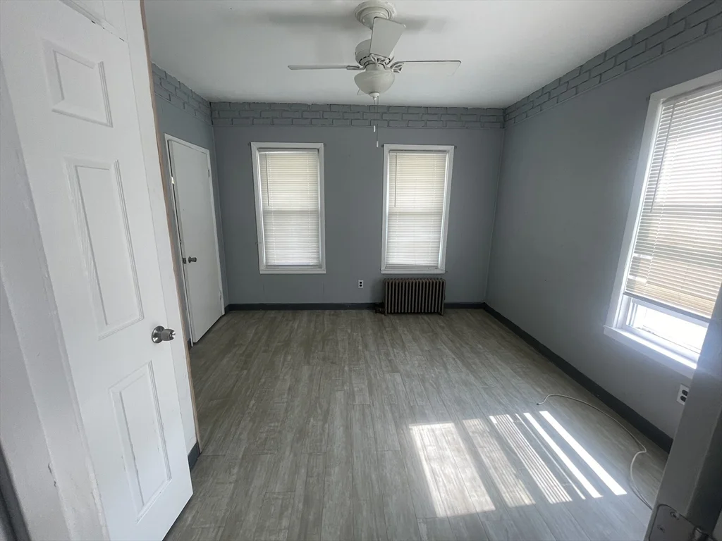 3 bed, 1 bath apartment for rent at 20 Garfield St Unit 1, Taunton — photo 1 of 7