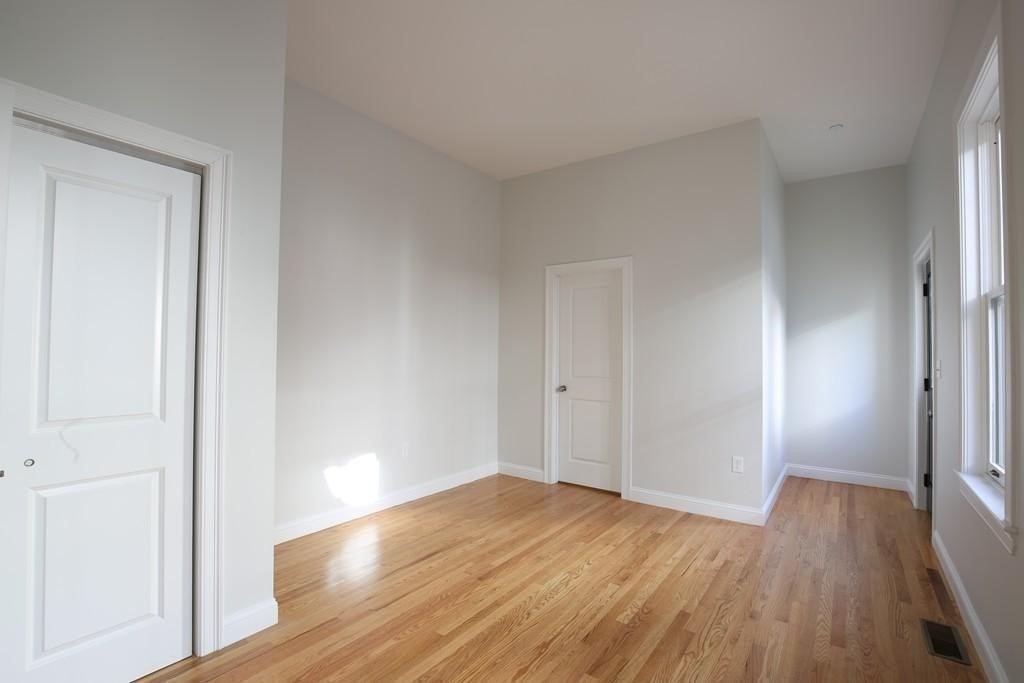 4 bed, 3 bath apartment for rent at 20 George St Unit 1, East Somerville — photo 3 of 10
