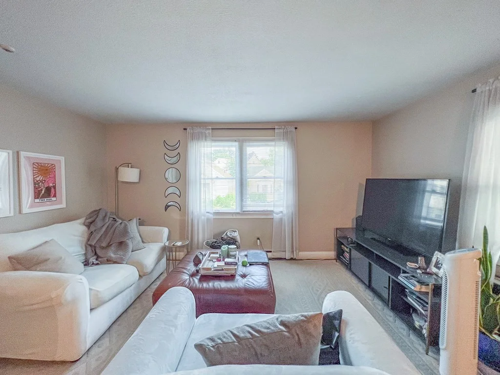 1 bed, 1 bath apartment for rent at 20 Germain Ave Unit 2, Quincy — photo 3 of 11