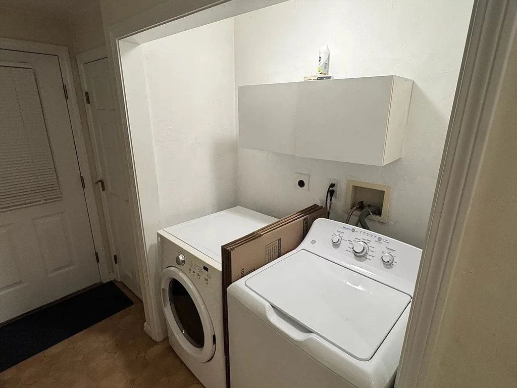 2 bed, 1 bath apartment for rent at 20 Gibbon St Unit 1, Marlborough — photo 13 of 13