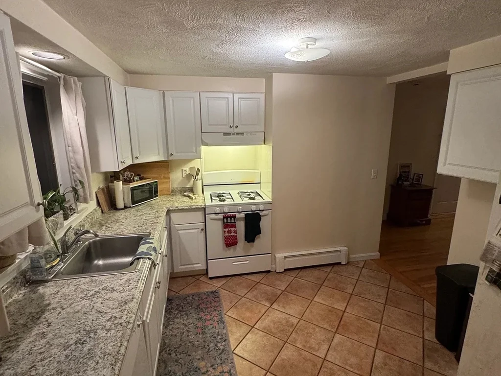 2 bed, 1 bath apartment for rent at 20 Gibbon St Unit 1, Marlborough — photo 7 of 13