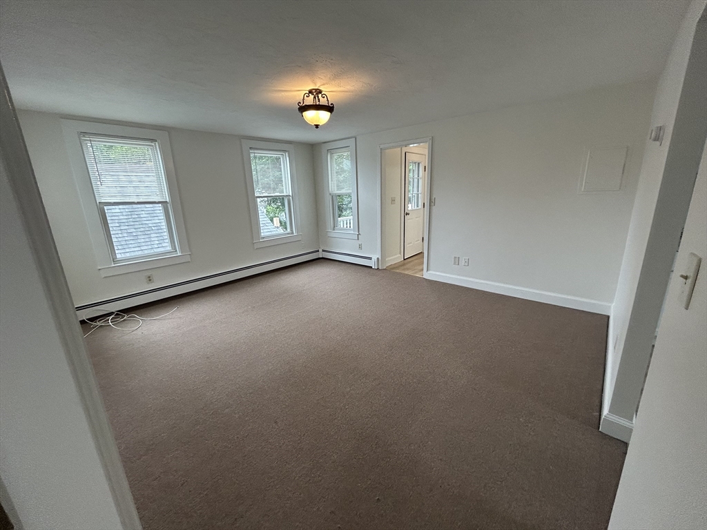 1 bed, 1 bath apartment for rent at 20 Gibbon St Unit F, Marlborough — photo 4 of 11