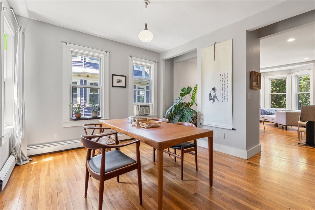3 bed, 2 bath apartment for rent at 20 Glenwood Ave Unit 2, Cambridgeport — photo 6 of 21