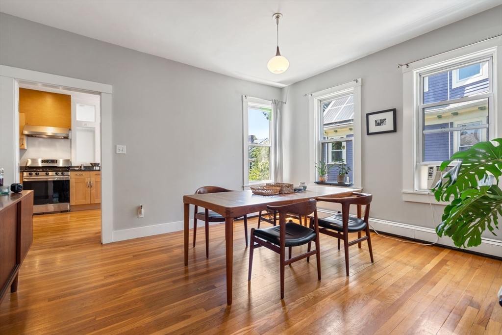 3 bed, 2 bath apartment for rent at 20 Glenwood Ave Unit 2, Cambridgeport — photo 5 of 21