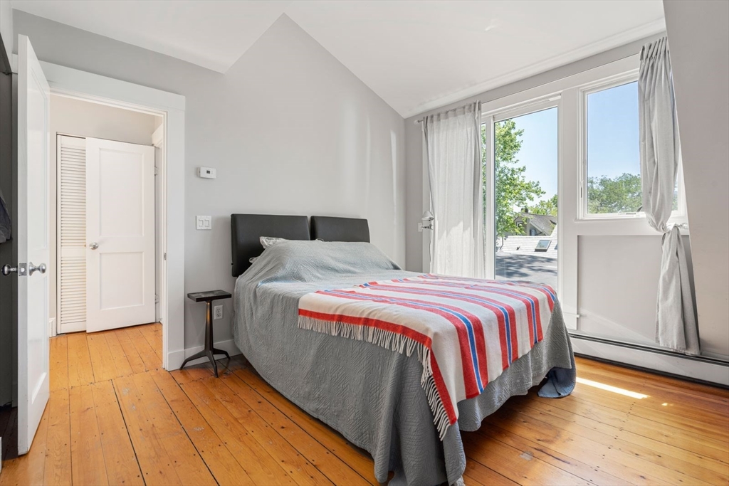 3 bed, 2 bath apartment for rent at 20 Glenwood Ave Unit 2, Cambridgeport — photo 14 of 21