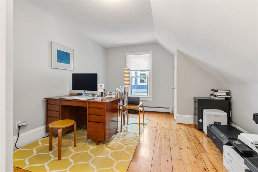 3 bed, 2 bath apartment for rent at 20 Glenwood Ave Unit 2, Cambridgeport — photo 18 of 21