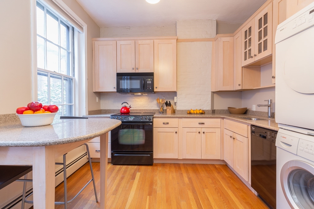 2 bed, 1 bath apartment for rent at 20 Gray St Unit 4, South End — photo 9 of 12