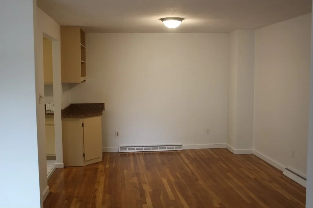 3 bed, 2 bath apartment for rent at 20 Green St Unit 1, Medfield — photo 7 of 21