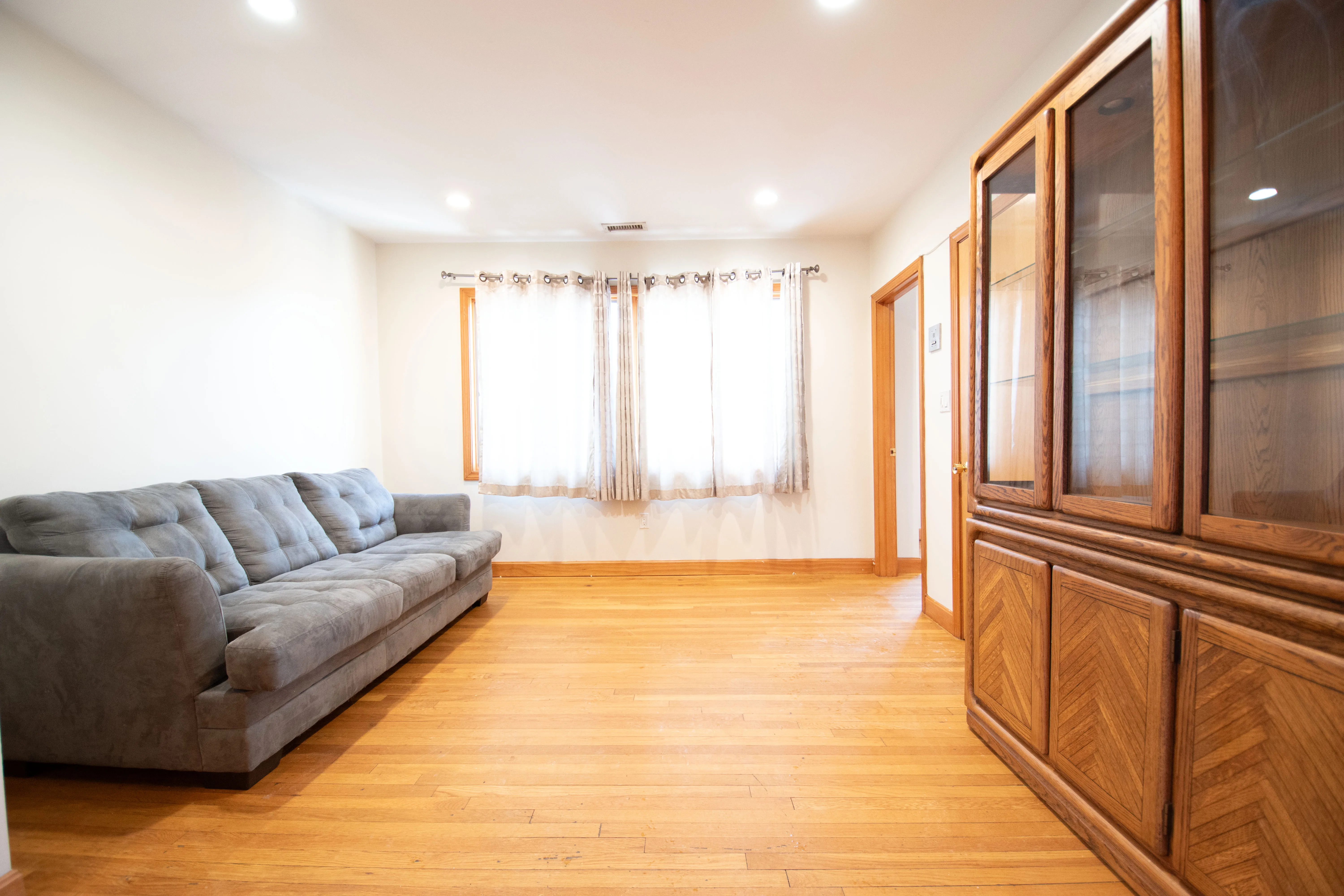 3 bed, 1 bath apartment for rent at 20 Greymere Rd Unit 2, Brighton