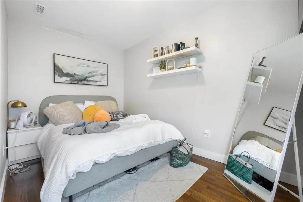 4 bed, 3 bath apartment for rent at 20 Grimes St Unit 1, South Boston — photo 7 of 15