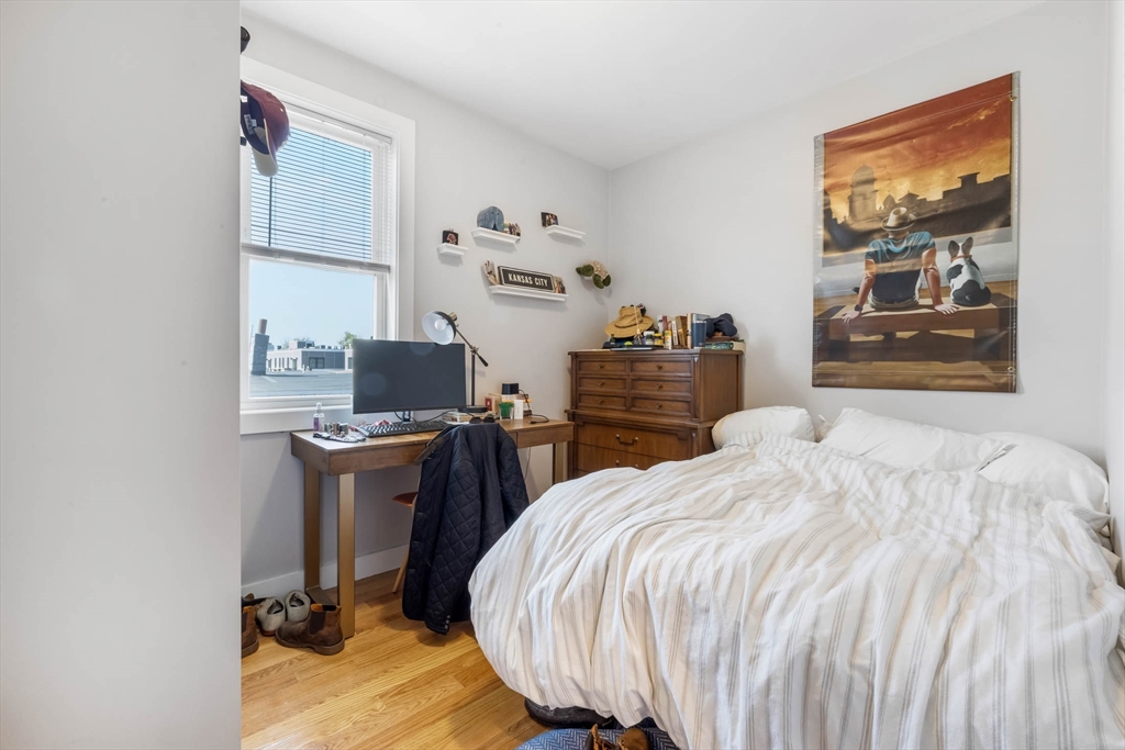 4 bed, 2 bath apartment for rent at 20 Grimes St Unit 3, South Boston — photo 6 of 16