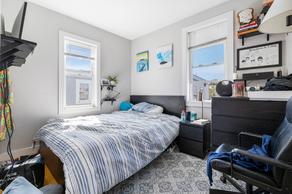4 bed, 2 bath apartment for rent at 20 Grimes St Unit 3, South Boston — photo 11 of 16