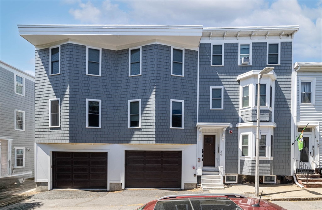 Studio bed apartment for rent at 20 Grimes St Unit Parking, South Boston