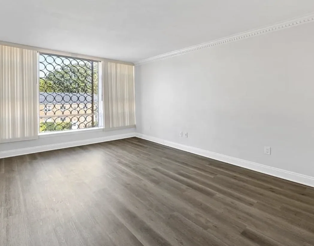 2 bed, 2 bath apartment for rent at 20 Hammond Pond Pkwa Unit 305, Chestnut Hill — photo 8 of 19