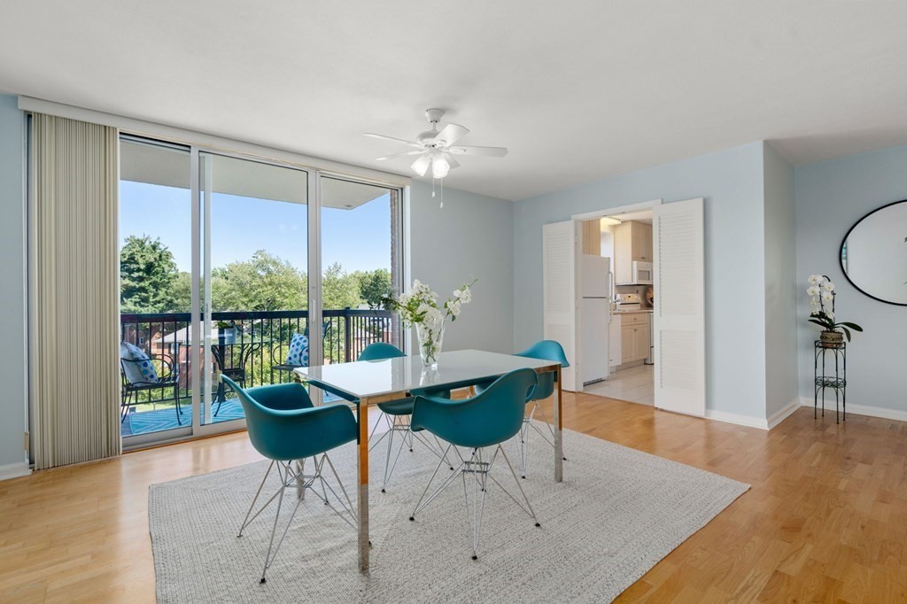 1 bed, 1 bath apartment for rent at 20 Hammond Pond Pkwa Unit 308, Chestnut Hill — photo 9 of 14