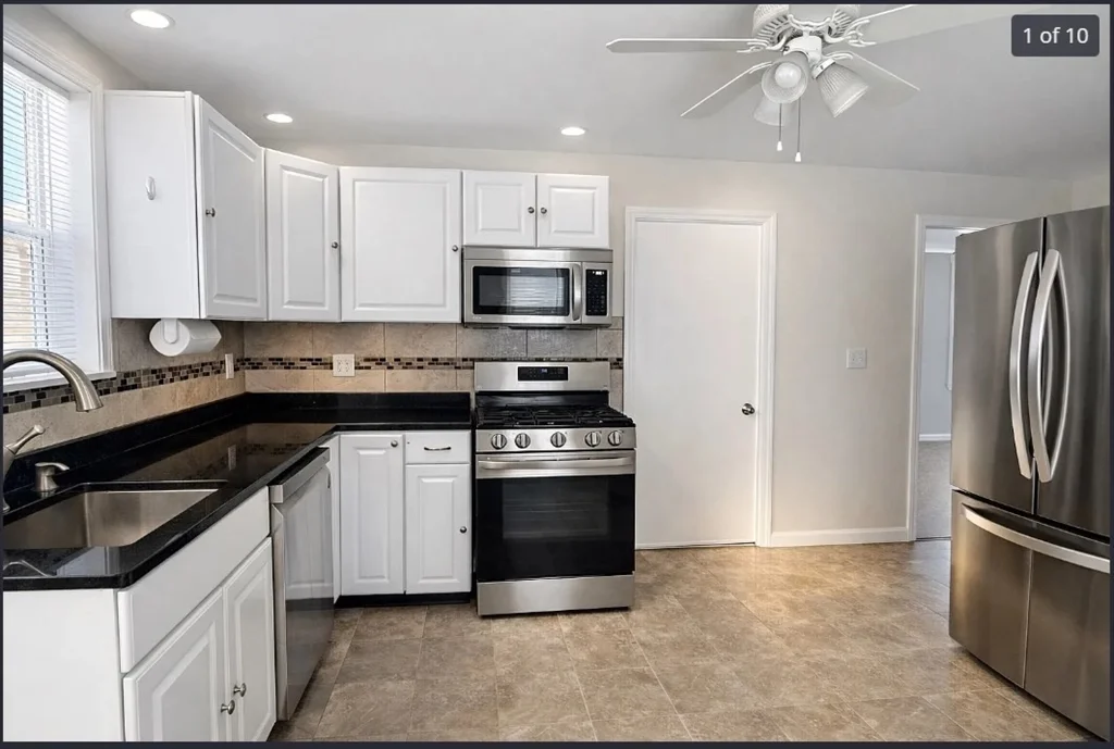 1 bed, 1 bath apartment for rent at 20 Hanson St Unit 1, Salem — photo 1 of 10
