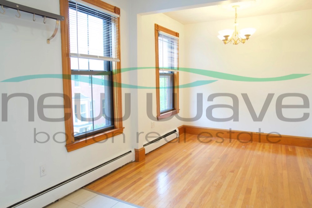 2 bed, 1 bath apartment for rent at 20 Hanson St Unit 3, South End — photo 3 of 10