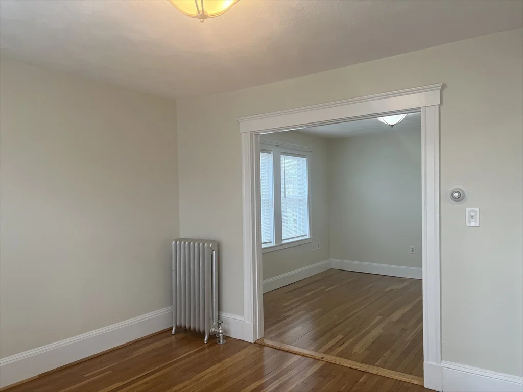 2 bed, 1 bath apartment for rent at 20 Henley Unit 20, Wellington — photo 6 of 23