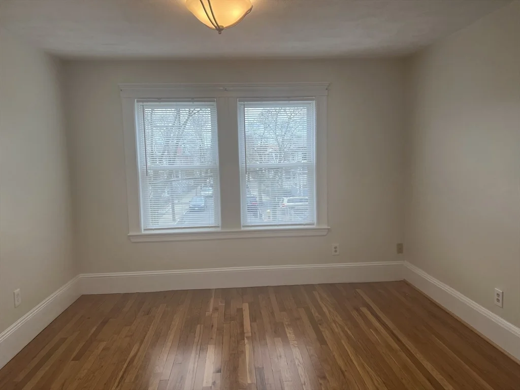 2 bed, 1 bath apartment for rent at 20 Henley Unit 20, Wellington — photo 8 of 23