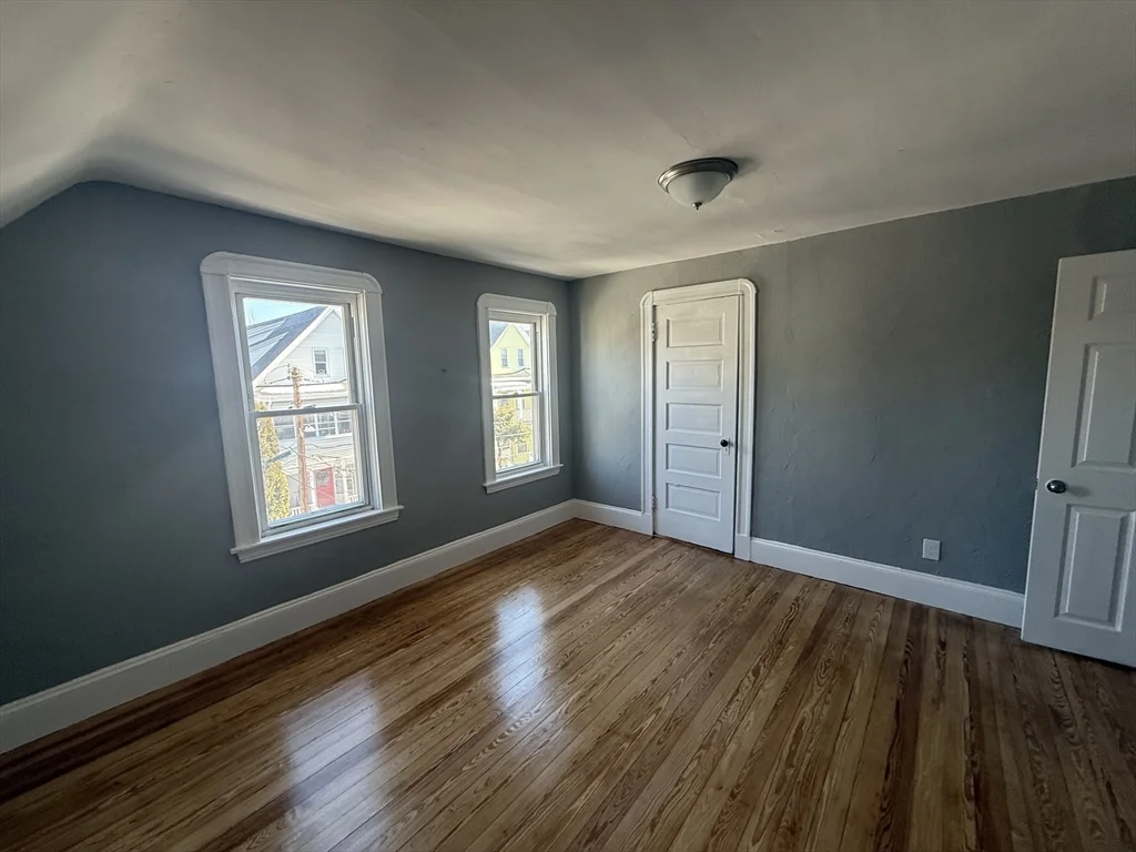 3 bed, 1 bath apartment for rent at 20 Henry Ave Unit 2, Powder House Square — photo 18 of 25