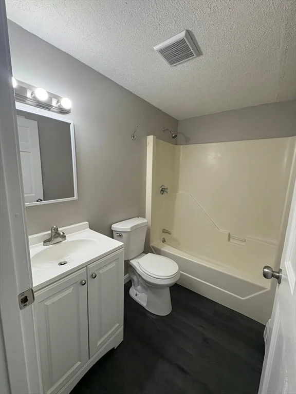 2 bed, 1 bath apartment for rent at 20 High St Unit 2, Lynn — photo 12 of 12