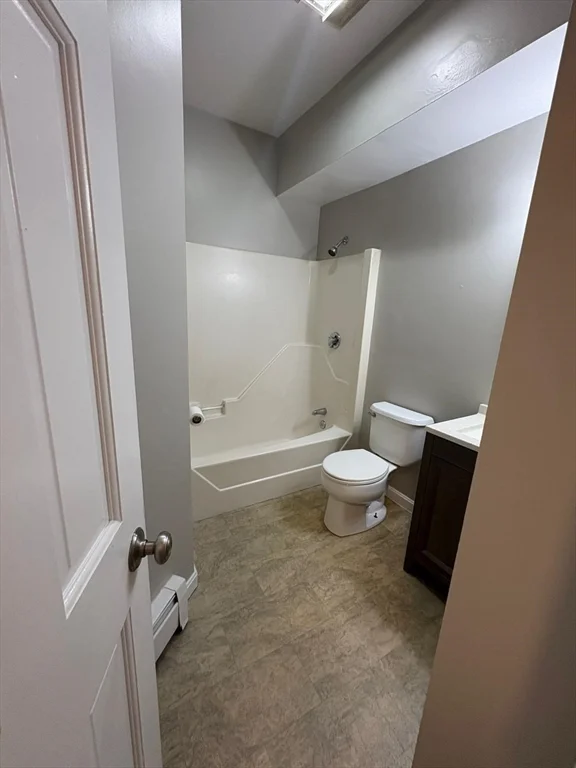 2 bed, 1 bath apartment for rent at 20 High St Unit 8, Lynn — photo 15 of 16