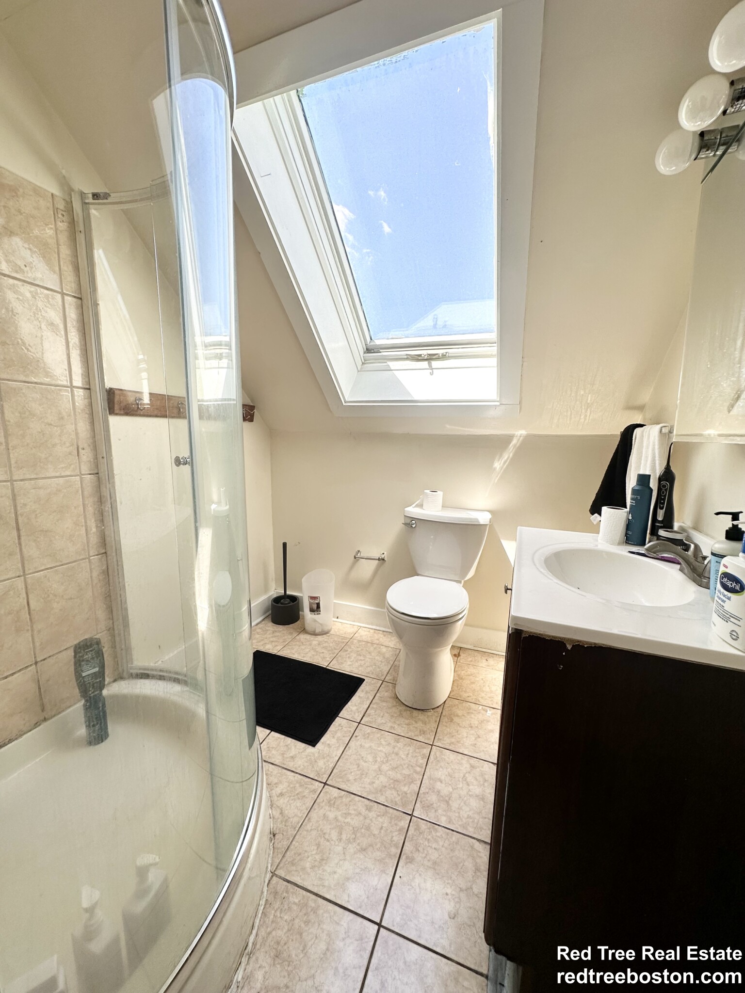8+ bed, 3 bath apartment for rent at 20 Highgate St, Allston — photo 14 of 27