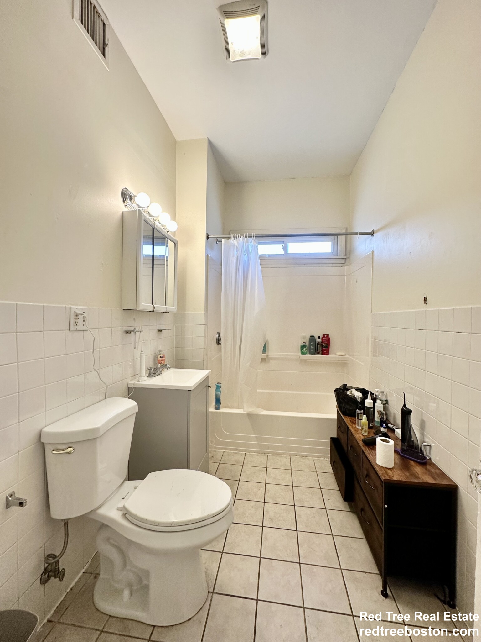 8+ bed, 3 bath apartment for rent at 20 Highgate St, Allston — photo 13 of 27