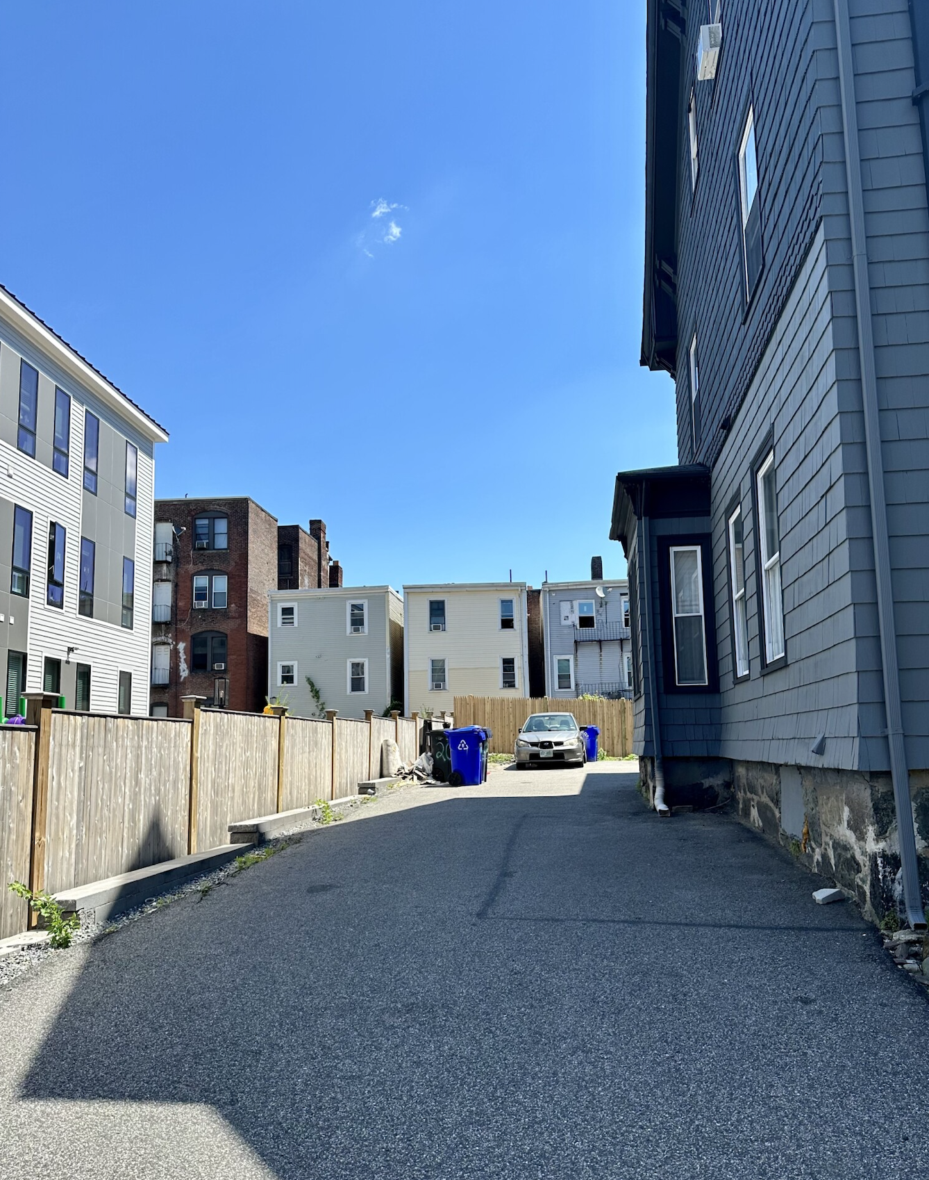 8+ bed, 3 bath apartment for rent at 20 Highgate St Unit 20, Allston — photo 12 of 12