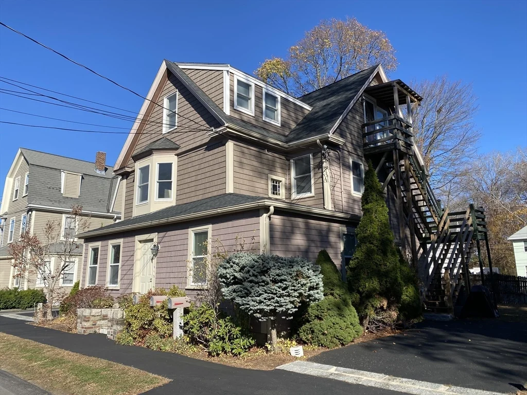 1 bed, 1 bath apartment for rent at 20 Highland Ter Unit 20, Needham — photo 1 of 2