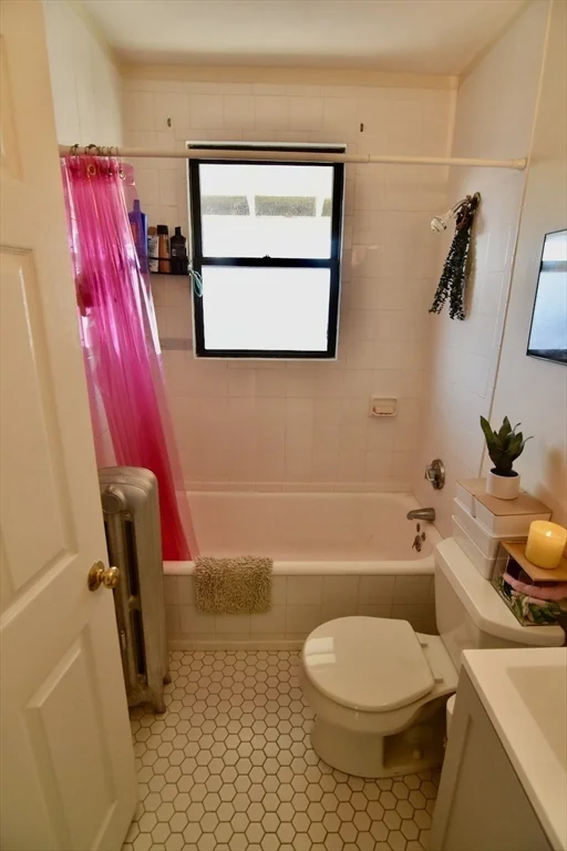 1 bed, 1 bath apartment for rent at 20 Hollis St Unit 2L, Wollaston — photo 5 of 16