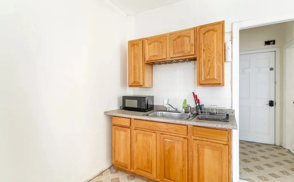 2 bed, 1 bath apartment for rent at 20 Howell St Unit 2, Dorchester — photo 1 of 17