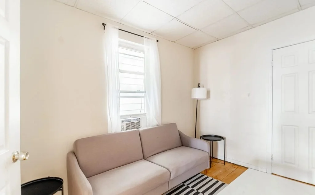 2 bed, 1 bath apartment for rent at 20 Howell St Unit 2, Dorchester — photo 5 of 17