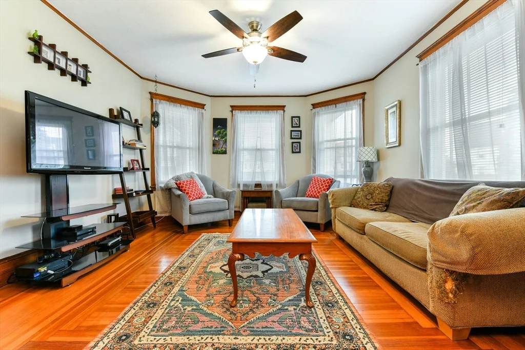 2 bed, 1 bath apartment for rent at 20 Hoyle St Unit 1, Norwood — photo 7 of 22