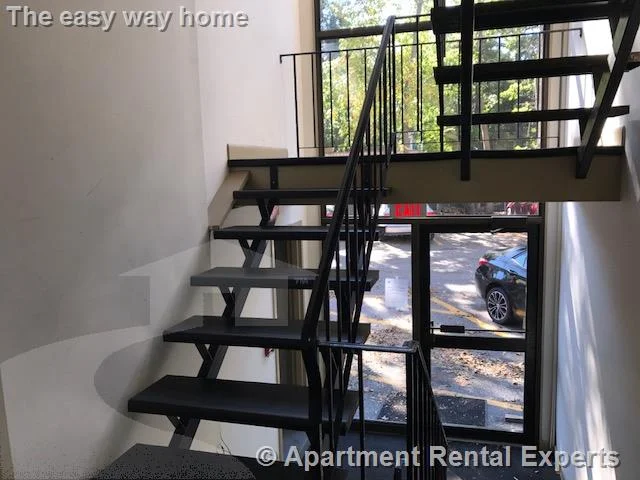 3 bed, 2 bath apartment for rent at 20 Hubbard Ave Unit 6, Porter Square — photo 3 of 16