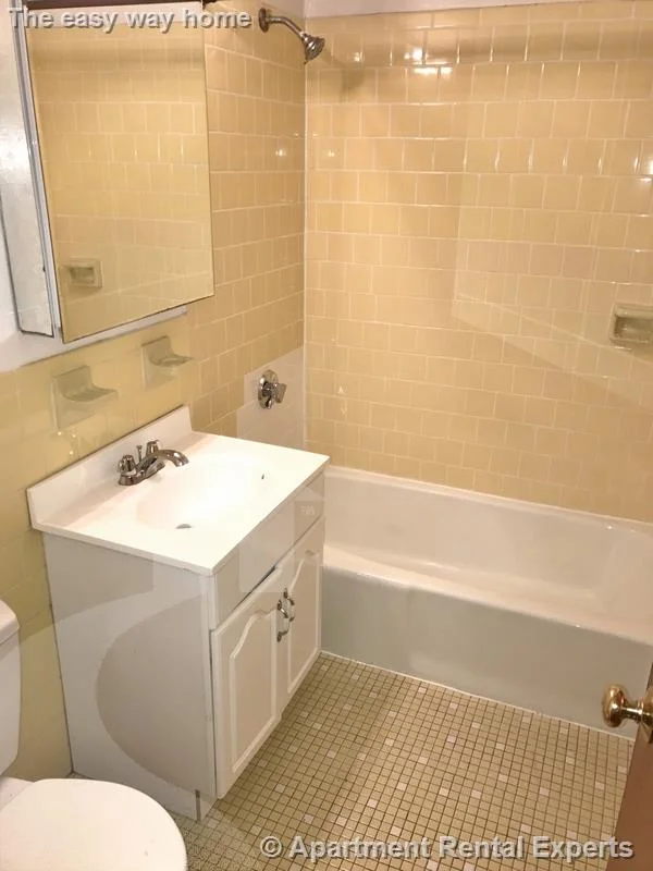 3 bed, 2 bath apartment for rent at 20 Hubbard Ave Unit 6, Porter Square — photo 13 of 16