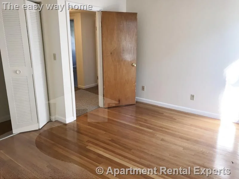 3 bed, 2 bath apartment for rent at 20 Hubbard Ave Unit 6, Porter Square — photo 11 of 16